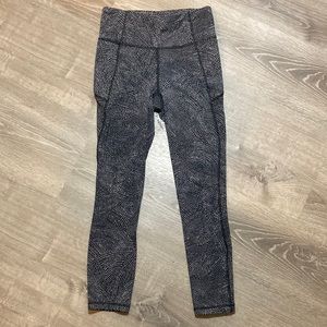 Lululemon Leggings Womens 4